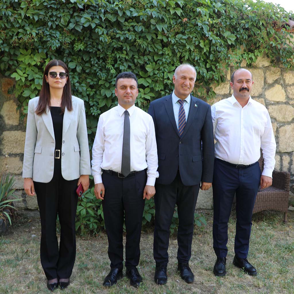 divrigi-ulu-camii-ve-darussifasinin-40-yilina-ozel-istisare-toplantisi-1
