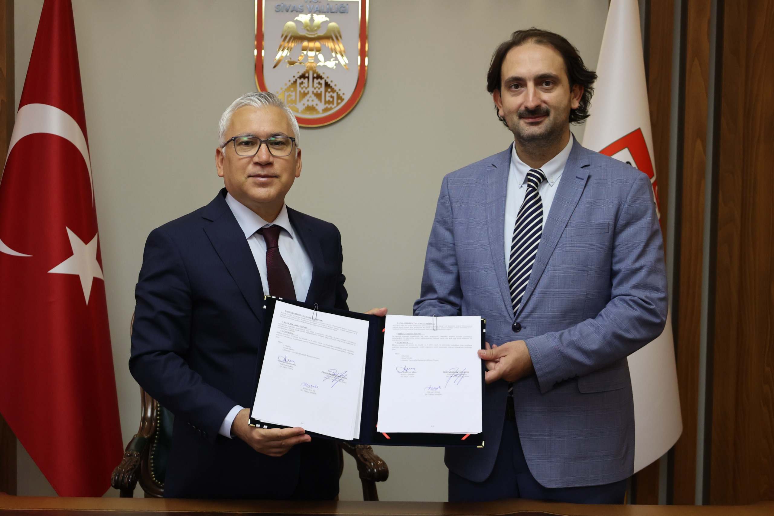 muhsin-yazicioglu-darussifa-kulliyesi-icin-protokol-imzalandi-3